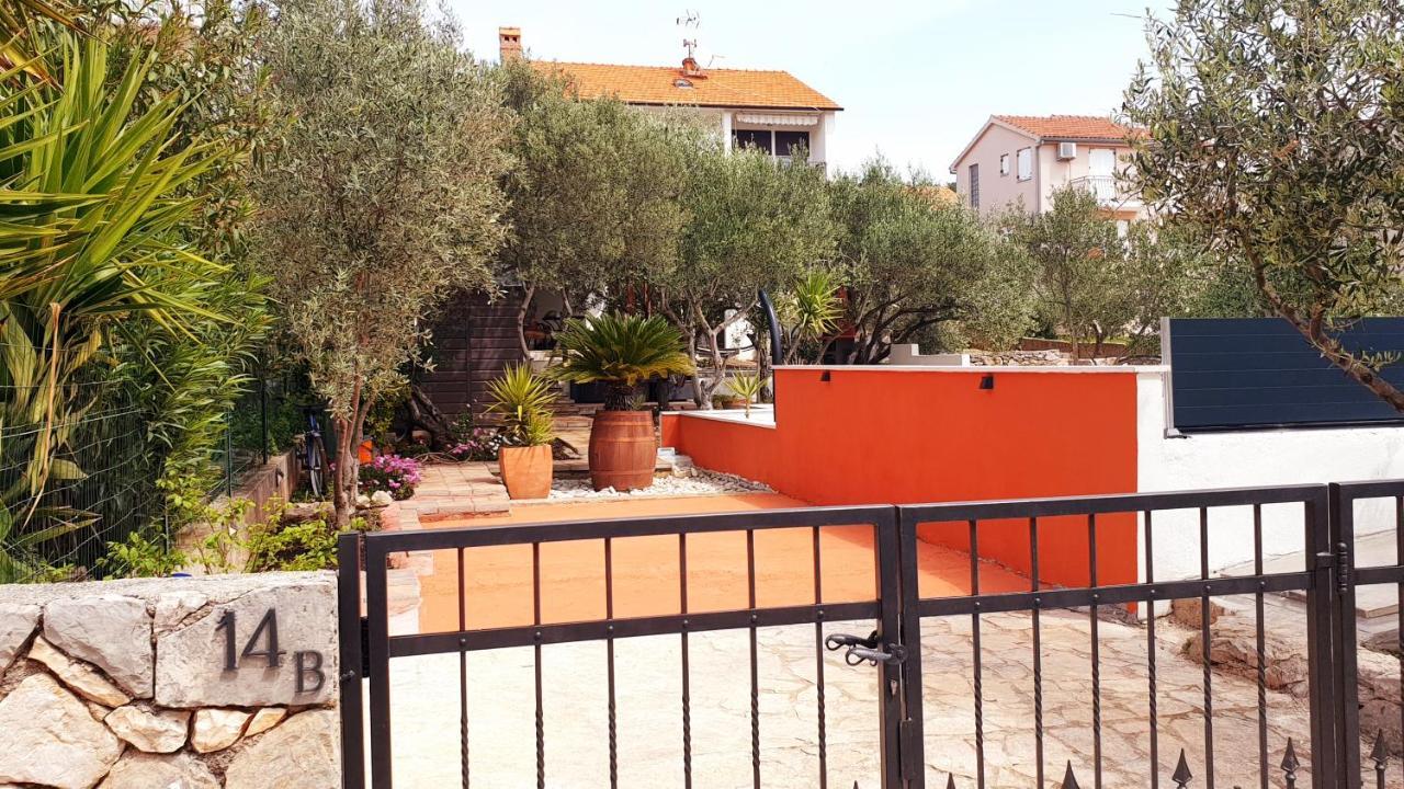 Villa House Oliva With Private Pool And Large Garden à Stari Grad  Extérieur photo