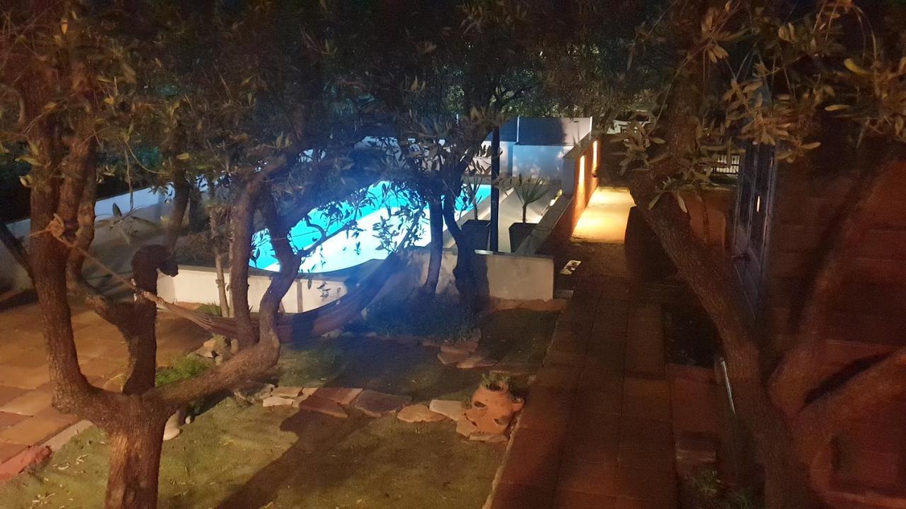 Villa House Oliva With Private Pool And Large Garden à Stari Grad  Extérieur photo